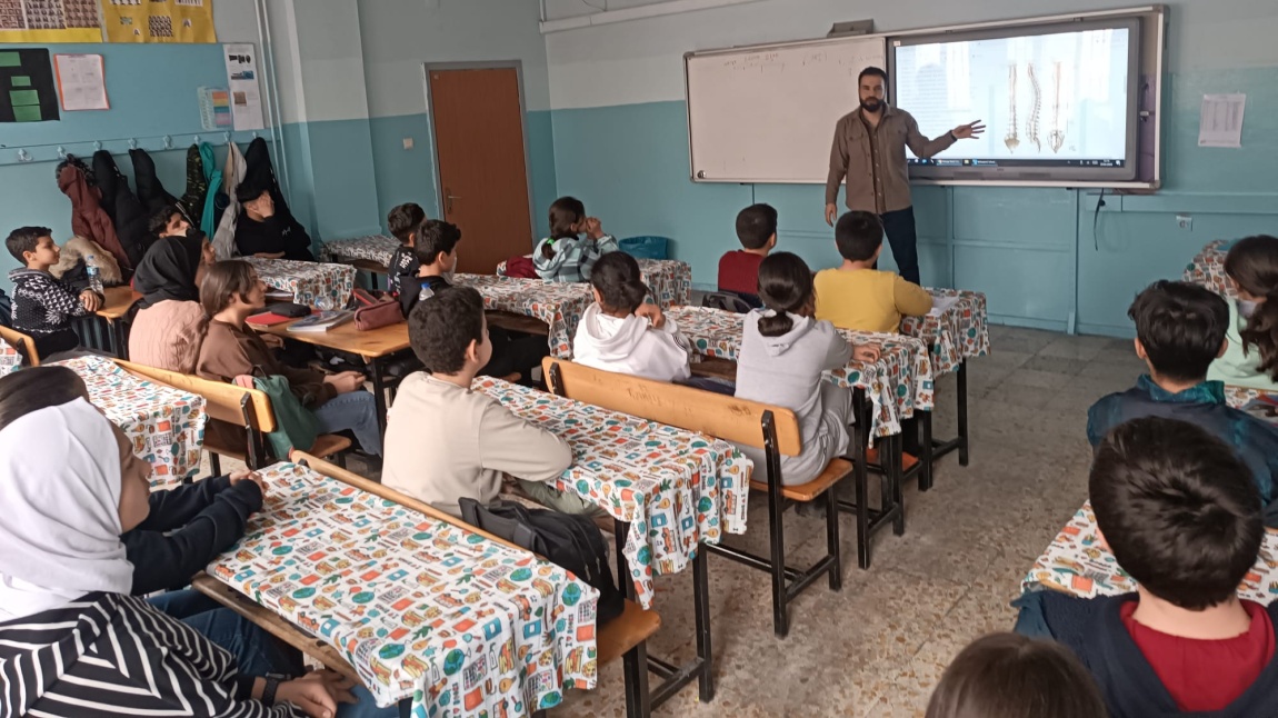 Akran Zorbalığı ve Hareketli Yaşam Biçimi Semineri Verildi.